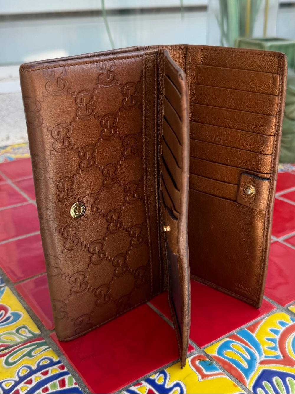 Gucci Brown Monogram Continental Wallet - Picture 9 of 10